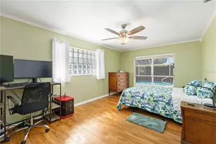 3363 Sheffield Cir, Sarasota, FL 34239 - Photo 11