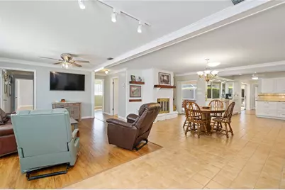 3363 Sheffield Circle, Sarasota, FL 34239 - Photo 9