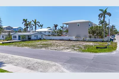 6406 Holmes Boulevard, Holmes Beach, FL 34217 - Photo 1