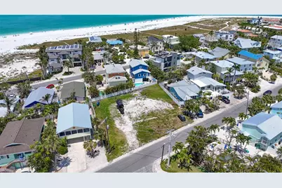 777 Jacaranda Road, Anna Maria, FL 34216 - Photo 11