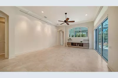 6805 Chancery Place, University Park, FL 34201 - Photo 17