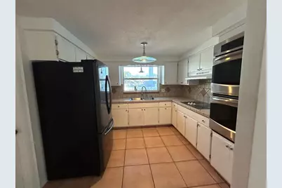 2920 McIntosh Road, Sarasota, FL 34232 - Photo 5