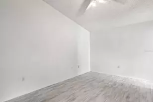 220 Chartley Ct N, Sarasota, FL 34232 - Photo 15