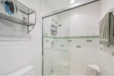 5588 Golf Pointe Drive #1, Sarasota, FL 34243 - Photo 29