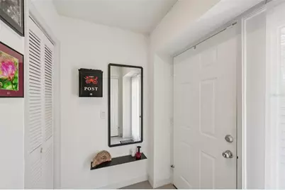 5588 Golf Pointe Drive #1, Sarasota, FL 34243 - Photo 17