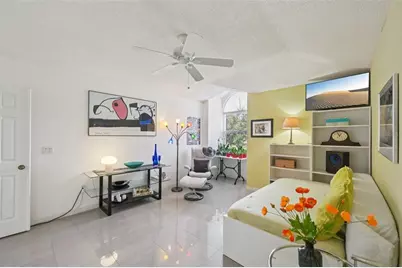 5588 Golf Pointe Drive #1, Sarasota, FL 34243 - Photo 19