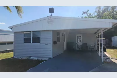 1707 28th Avenue Drive W, Bradenton, FL 34205 - Photo 1