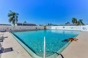 1707 28th Ave Dr W, Bradenton, FL 34205 - Photo 23