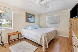 1686 Chapline Ln, Sarasota, FL 34231 - Photo 15