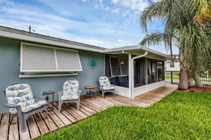 1686 Chapline Ln, Sarasota, FL 34231 - Photo 3