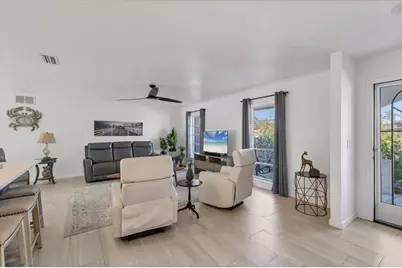 2410 Cass Street, Sarasota, FL 34231 - Photo 5