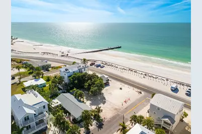 103 12th Street S, Bradenton Beach, FL 34217 - Photo 5