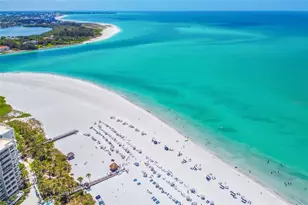 240 Sands Point Rd, Longboat Key, FL 34228 - Photo 33