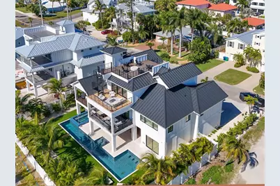 305 55th Street, Holmes Beach, FL 34217 - Photo 3