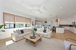 305 55th St, Holmes Beach, FL 34217 - Photo 9