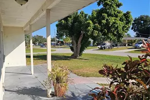 6010 Nutmeg Ave, Sarasota, FL 34231 - Photo 13