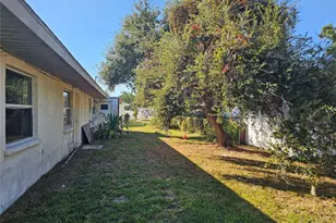 6010 Nutmeg Ave, Sarasota, FL 34231 - Photo 57