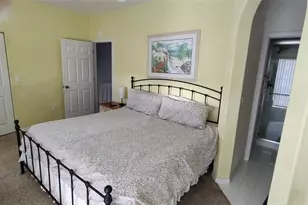 1463 Gulf Dr N, Bradenton Beach, FL 34217 - Photo 9