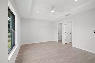 5801 Ferendina St, North Port, FL 34291 - Photo 11