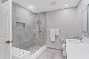 5655 Pipers Waite, Sarasota, FL 34235 - Photo 13