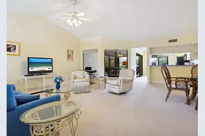 5228 Landings Boulevard #202, Sarasota, FL 34231 - Photo 7