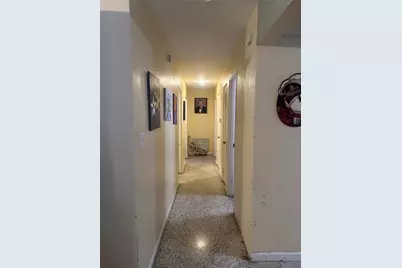 912 68th Avenue W, Bradenton, FL 34207 - Photo 11