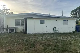 912 68th Ave W, Bradenton, FL 34207 - Photo 3