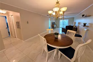 3756 Lake Bayshore Dr, Bradenton, FL 34205 - Photo 9