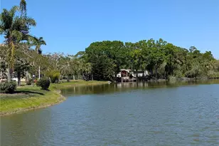 3756 Lake Bayshore Dr, Bradenton, FL 34205 - Photo 31