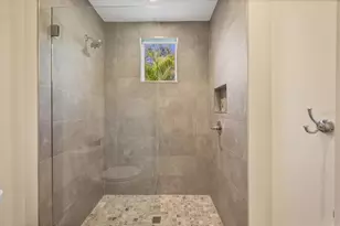 7927 Longbay Blvd, Sarasota, FL 34243 - Photo 35