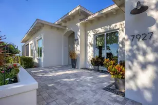 7927 Longbay Blvd, Sarasota, FL 34243 - Photo 7