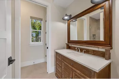 7927 Longbay Boulevard, Sarasota, FL 34243 - Photo 31