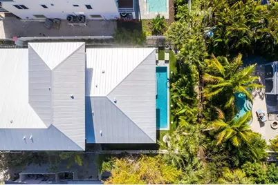 112 Mangrove Avenue, Anna Maria, FL 34216 - Photo 41