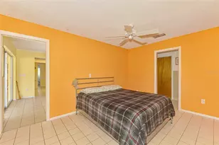 2834 New England St, Sarasota, FL 34231 - Photo 25