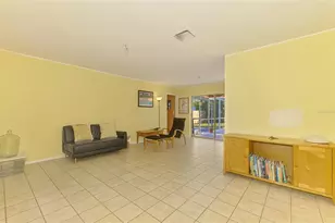 2834 New England St, Sarasota, FL 34231 - Photo 11