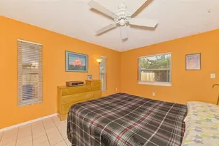 2834 New England St, Sarasota, FL 34231 - Photo 27