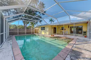 2834 New England St, Sarasota, FL 34231 - Photo 41