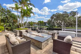 518 Venice Ln, Sarasota, FL 34242 - Photo 45