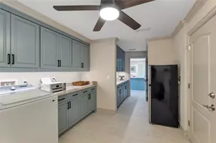 518 Venice Ln, Sarasota, FL 34242 - Photo 21