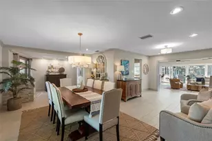 518 Venice Ln, Sarasota, FL 34242 - Photo 5