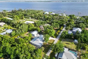 1860 Citron St, Port Charlotte, FL 33980 - Photo 37