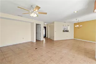 6101 34th Street W, Bradenton, FL 34210 - Photo 13