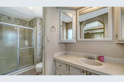 116 Southwinds Drive, Sarasota, FL 34231 - Photo 23