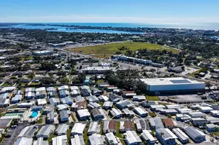 116 Southwinds Dr, Sarasota, FL 34231 - Photo 3