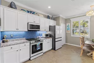 10507 Medjool Dr, Venice, FL 34293 - Photo 9
