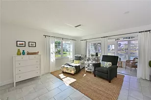 9426 Andover Cir, Bradenton, FL 34210 - Photo 11