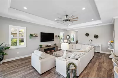 11524 Trailwood Drive, Venice, FL 34293 - Photo 11