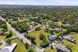 2723 59th St, Sarasota, FL 34243 - Photo 75