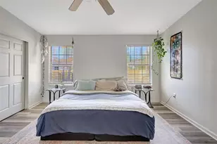 2425 21st St, Sarasota, FL 34234 - Photo 31