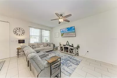 11637 Woodleaf Drive, Lakewood Ranch, FL 34211 - Photo 5